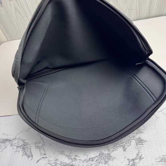 Targus Sleeve fits Laptop Bag 15-Inch MacBook Pro Black Neoprene Soft Case - Picture 8 of 12